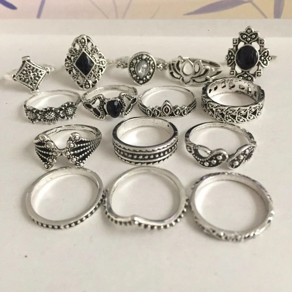 15 Piece Dark Floral Midi Ring Set